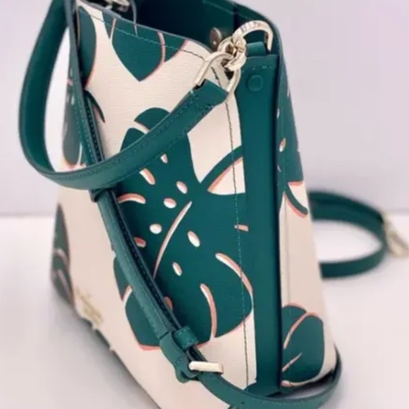 Kate Spade Darcy Small Bucket Crossbody Shoulder Purse green Monstera Leaves nwt - Picture 3 of 5